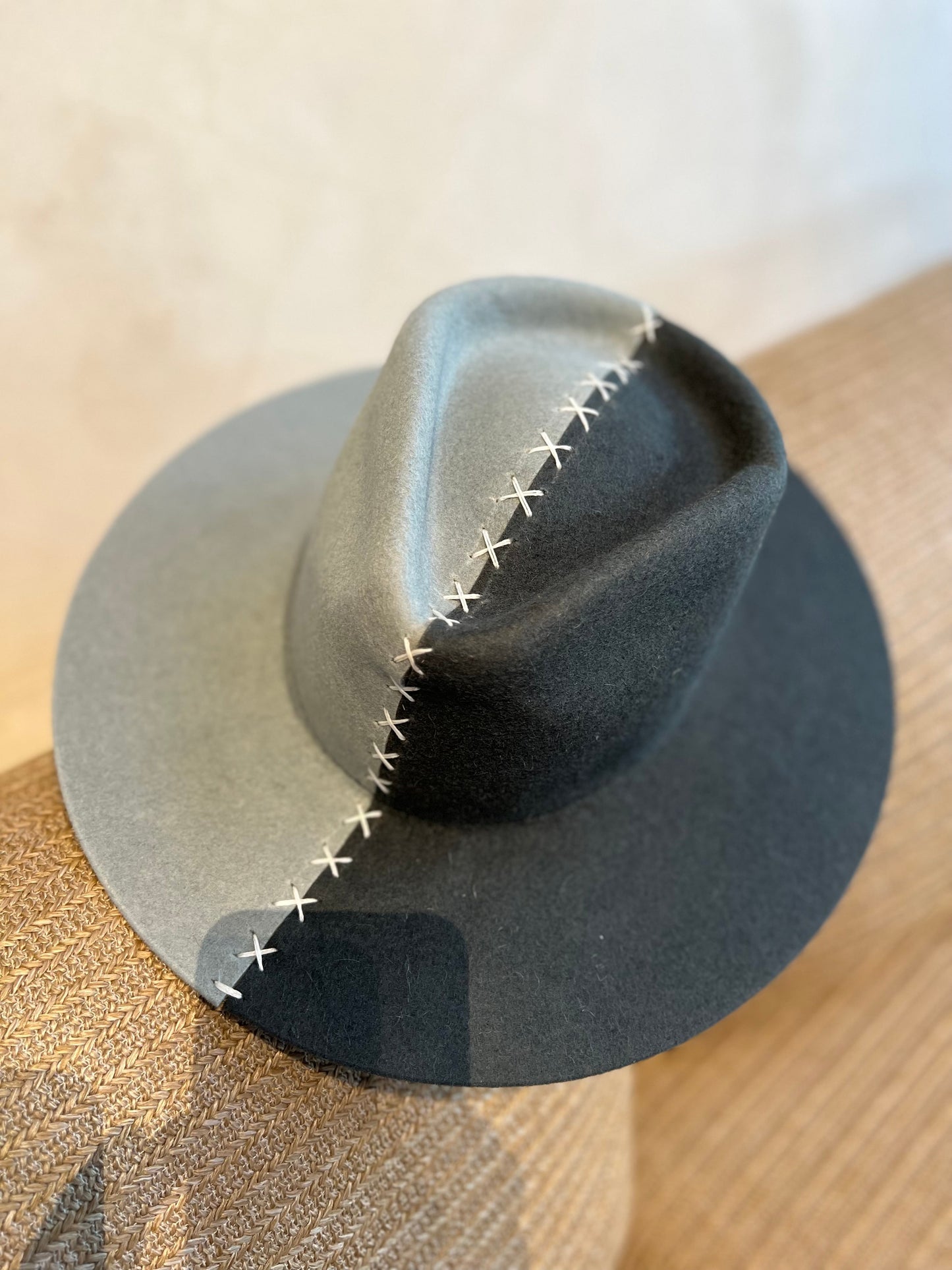 Duality - Licht blauw - Premium Hoed from Blue Monkey - Just $149.95! Shop now at BLUE MONKEY